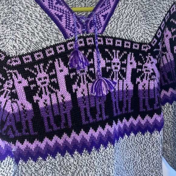 EXCELLENT CONDITION ALPACA WOOL ARTESANIA SWEATER/PONCHO/CAPE MADE IN PERU - Picture 2 of 7